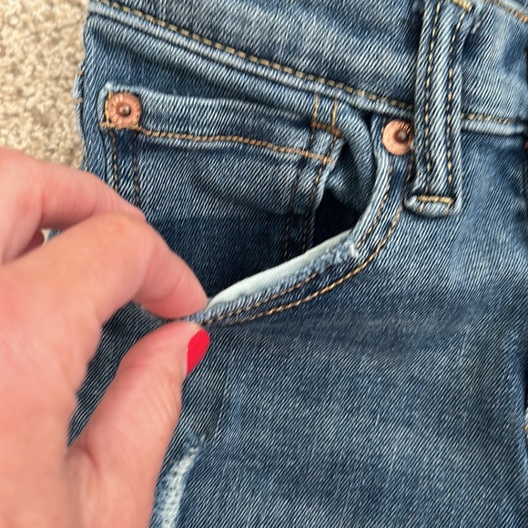 GAP Kids Distressed Skinny Jean, 6 - Picture 6 of 9